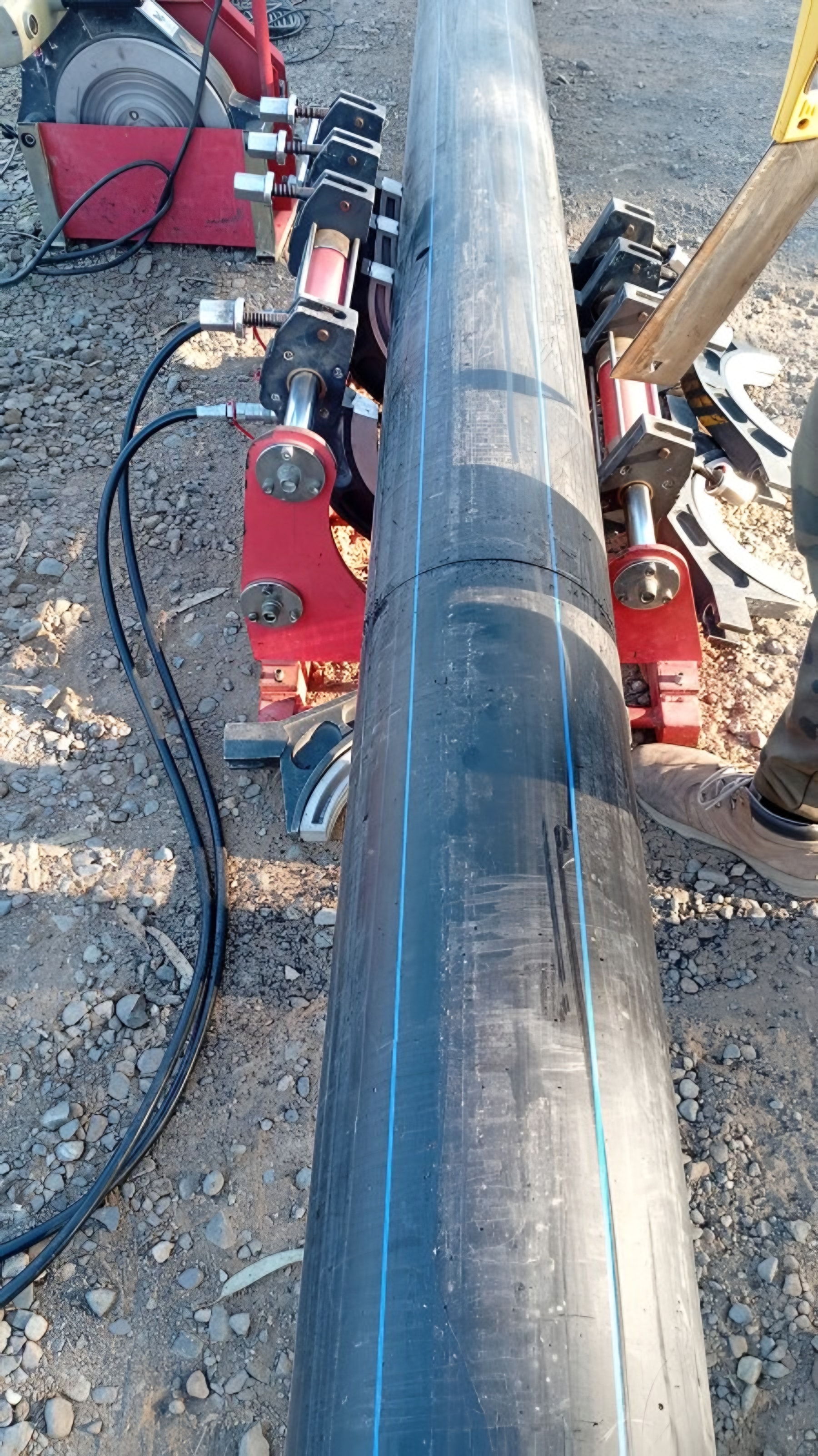 Termofusión a tope de una tubería HDPE